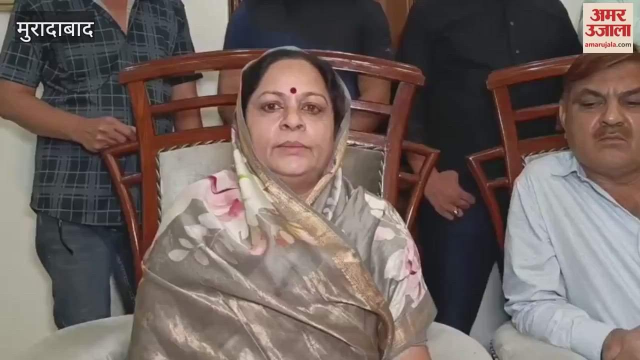 There is no rift in Mulayam-Azam family: Ruchiveera