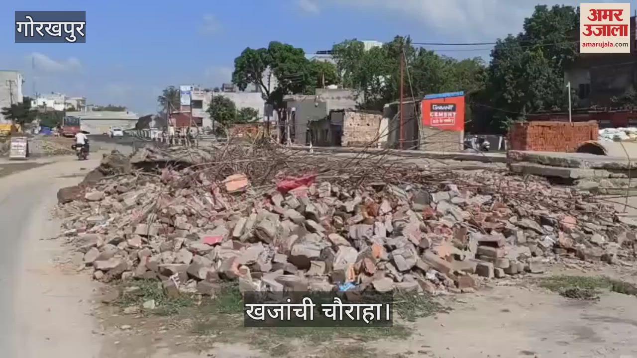 Safety is not being taken care of in overbridge construction