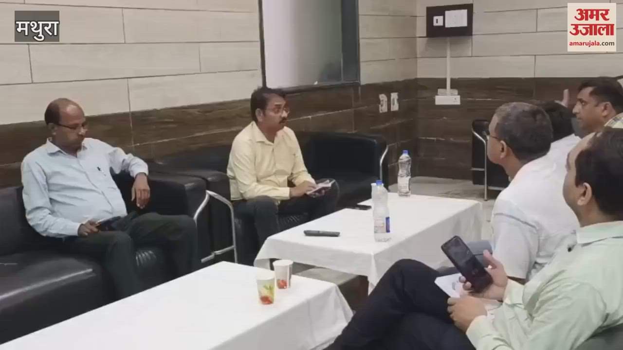 Preparations for Mudia fair in Mathura Govardhan