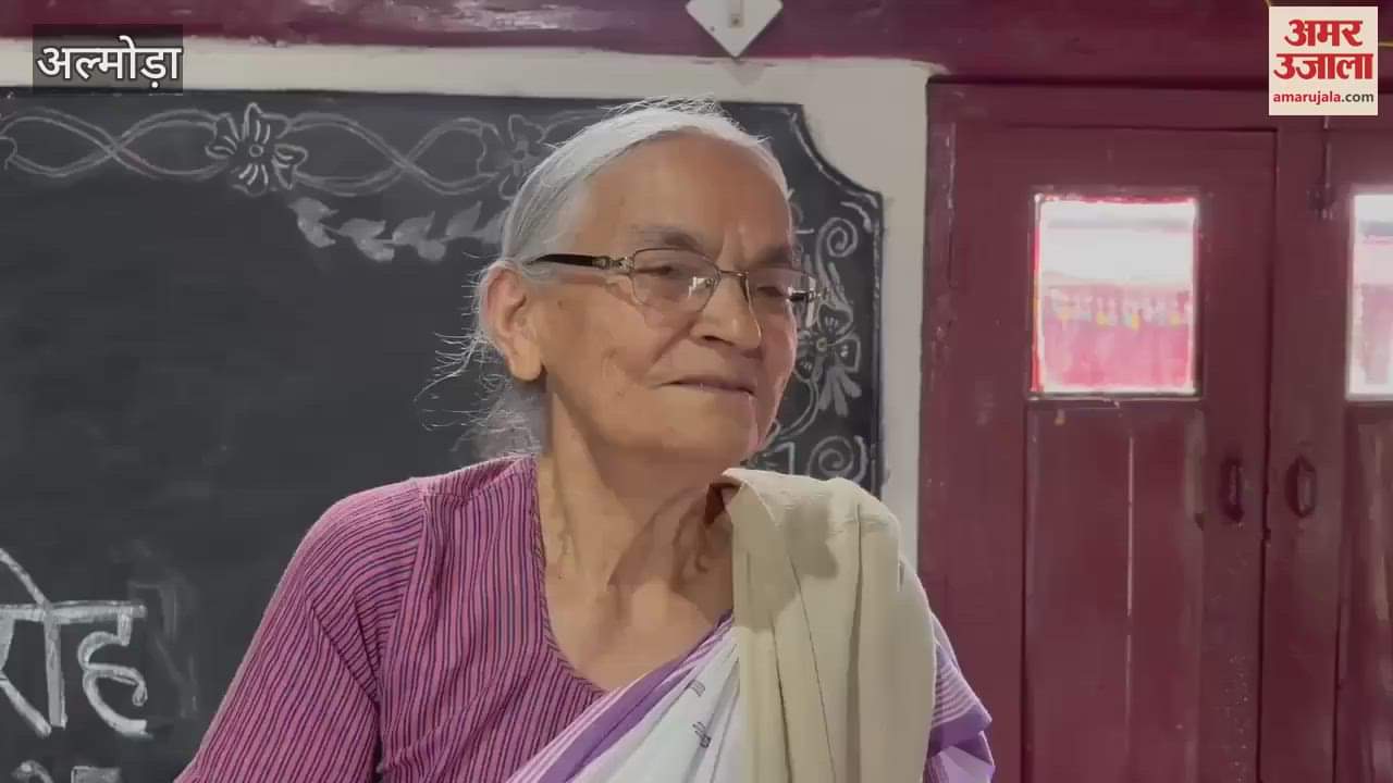 DM honored Radha sister by giving her Padma Shri in almora