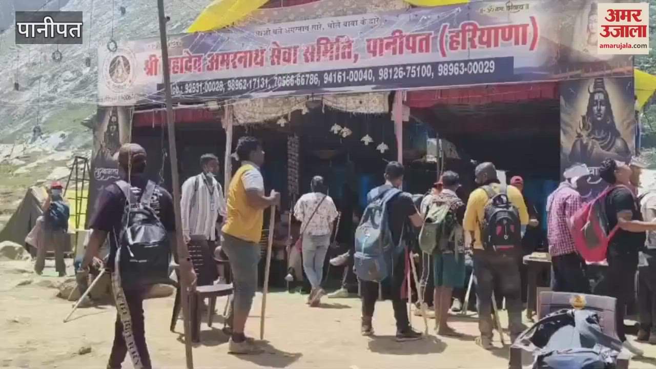 Bhandara is being organized by Shri Mahadev Amarnath Seva Samiti of Panipat at Nagakoti stop during Amarnath Yagna