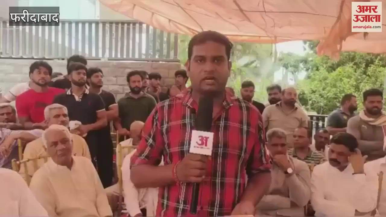 Villagers sit on dharna in protest against the bulldozer action being taken in Anangpur