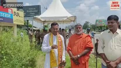 Kanwar Yatra route: Yashveer Maharaj stopped in Uttarakhand for verification of Dhabas