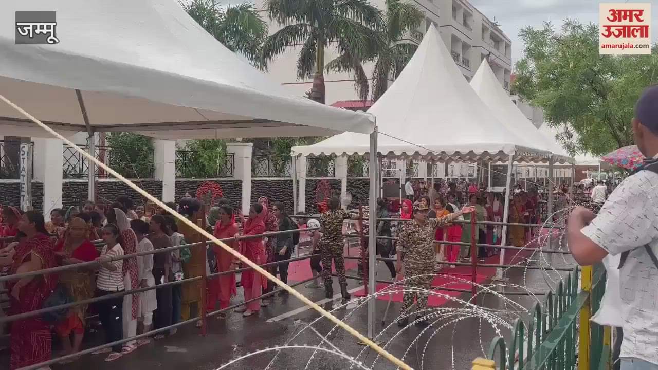 Even rain could not stop devotion, Shiva devotees reached Saraswati Dham for registration