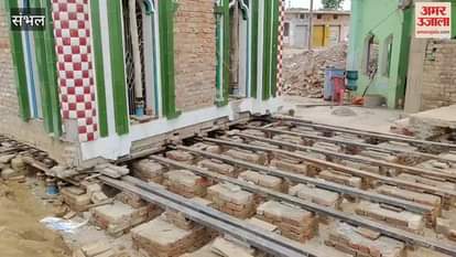 dargah has been moved back 10 feet, it will be moved 20 feet more, the mosque has been demolished