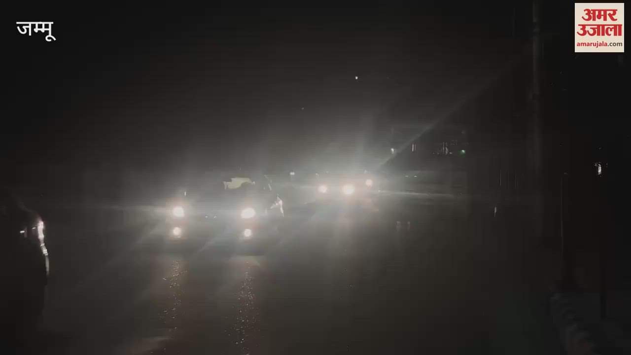 The sixth batch of Amarnath Yatra left from Jammu.