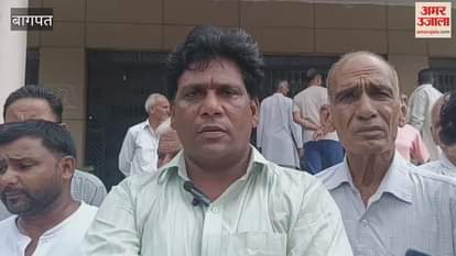 Farmers met DM demanding compensation in Delhi-Dehradun Economic Corridor