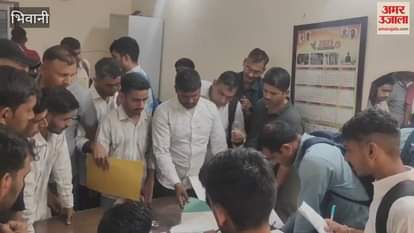 Crowd of youth selected in Group D for health check-up report at Bhiwani Medical College