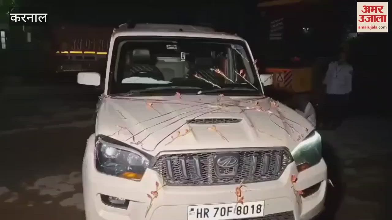 Baraatis' bus vandalized and assaulted in Karnal