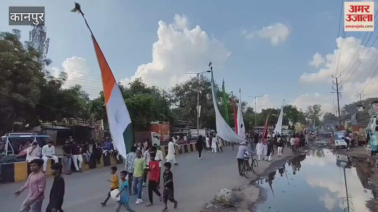 procession was taken out from Babupurwa on Muharram, the sounds of Ya Hussain were heard everywhere