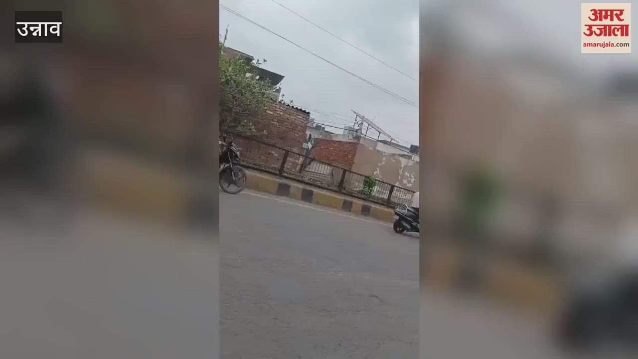 Family members took him to hospital on handcart when they could not find an ambulance, injured died