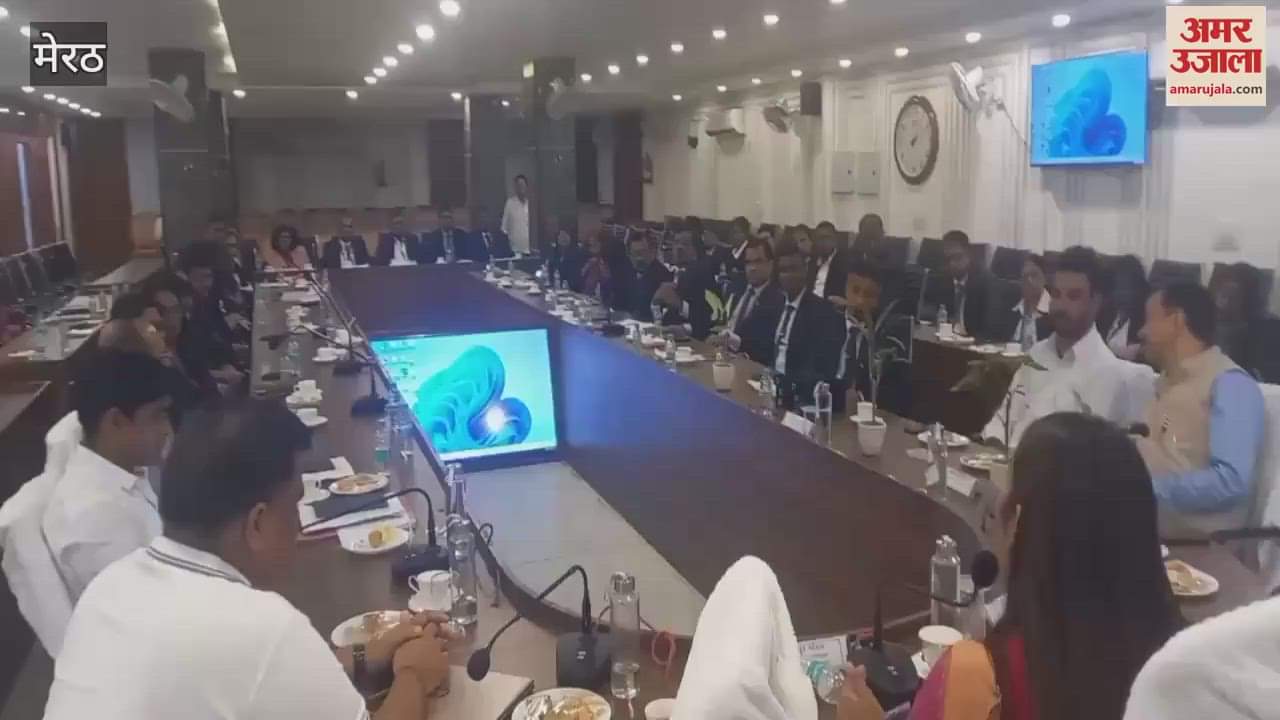 A delegation of Sri Lankan administrative officials visited Mohuddinpur