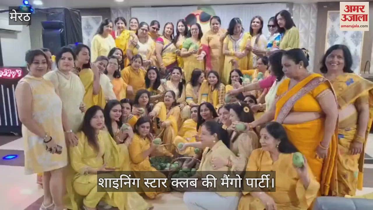 Shining Star Club members danced a lot in Mango Party and also played many games