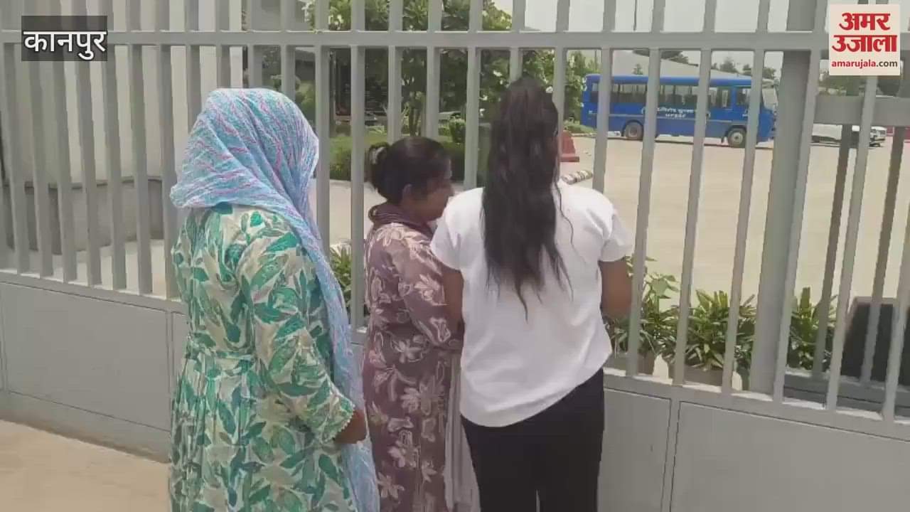 Councillor tied a bell at the Metro office and protested against arbitrariness