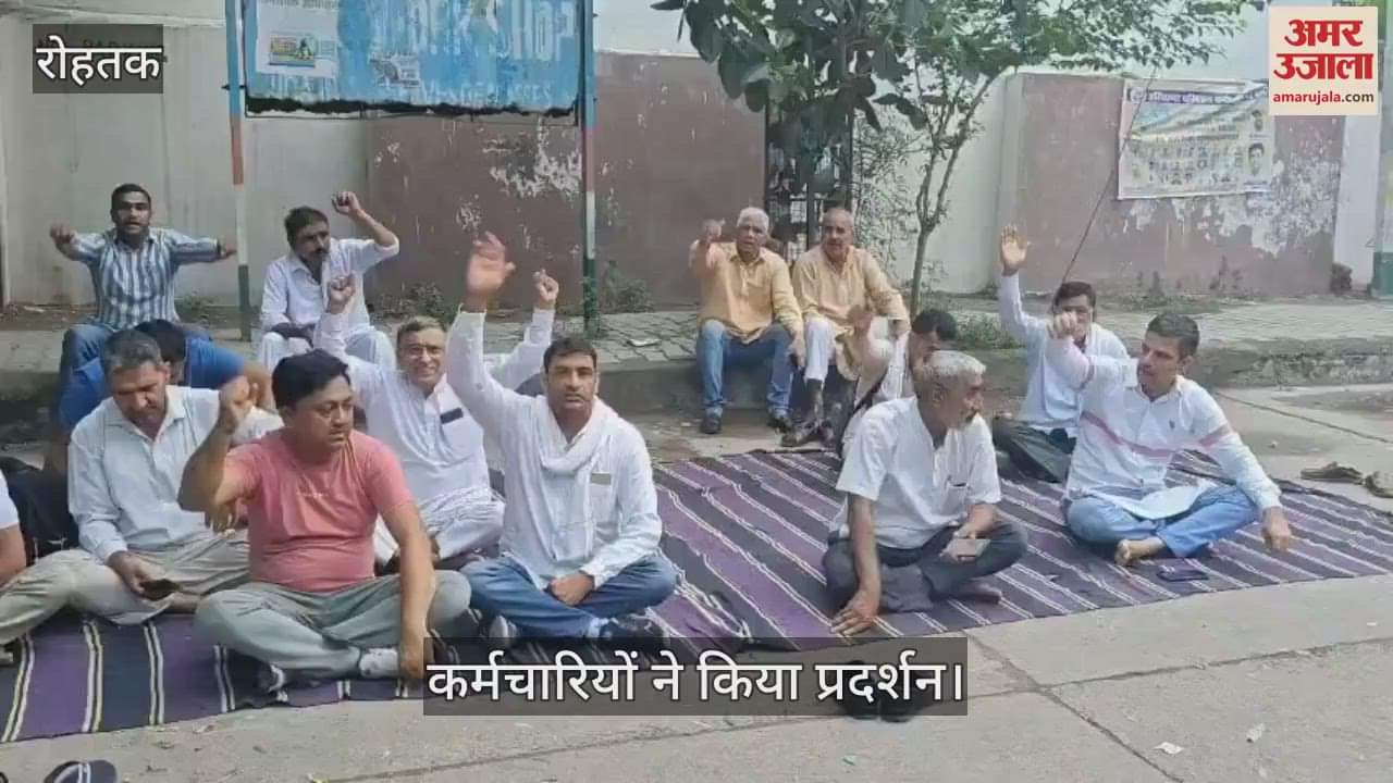 Roadways employees protest against nationwide strike