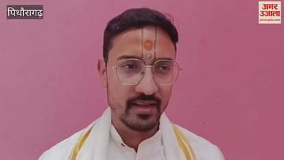 There was a huge crowd of devotees in the temples on the first day of Sharadiya Navratri in Pithoragarh and Gangolihat