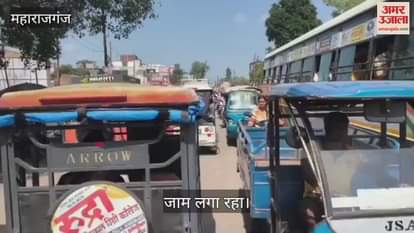 Traffic jams in the city troubled pedestrians, people struggled in the sun