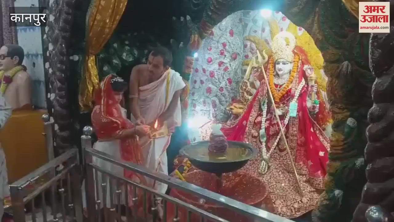 Crowds of devotees gathered at Vaibhav Lakshmi Temple on the first day of Navratri