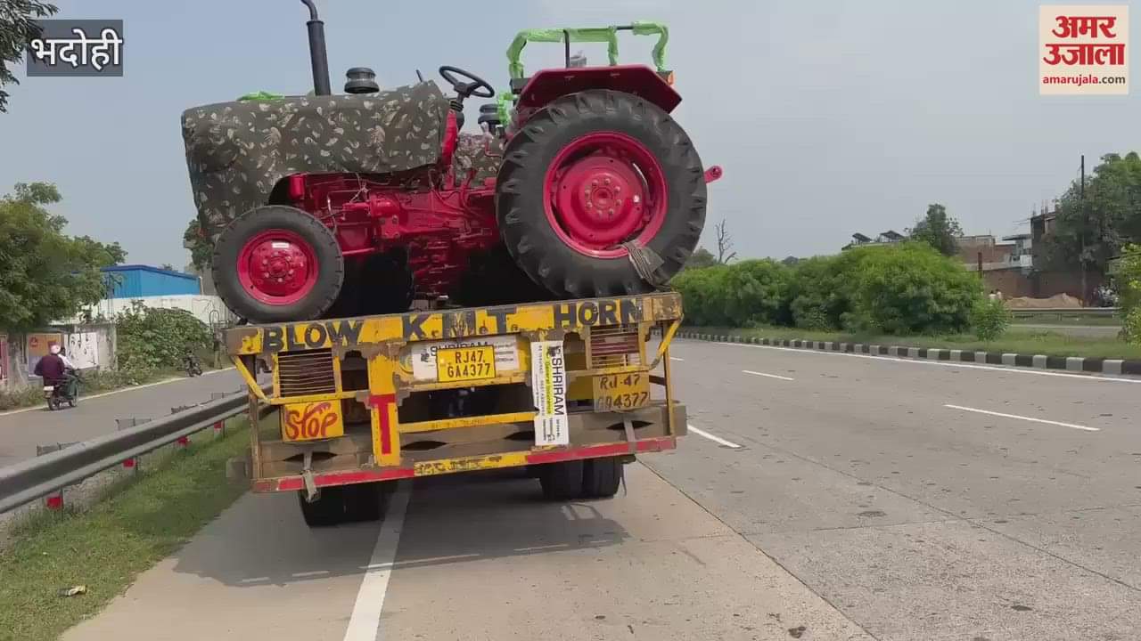 Tragic incidents in Bhadohi two dead VIDEO