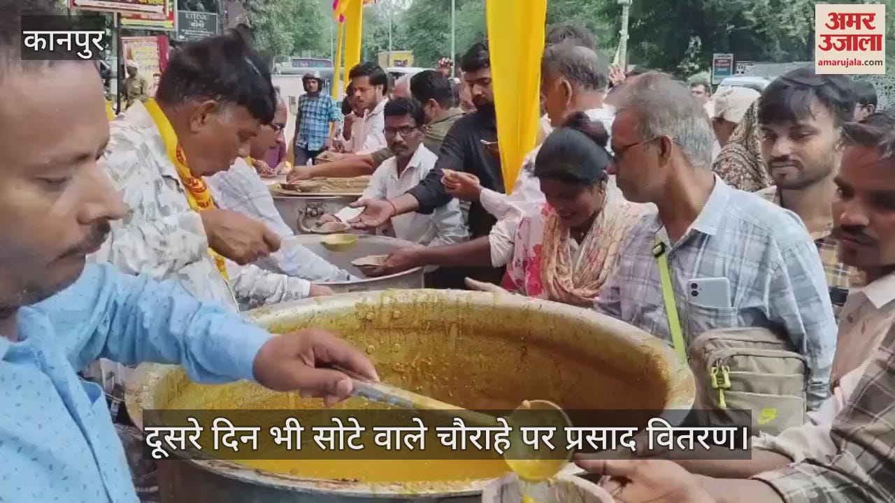 कानपुर: नवरात्रि पर नौ दिन-नौ भंडारे का आयोजन, सोटे वाले चौराहे पर प्रसाद वितरण