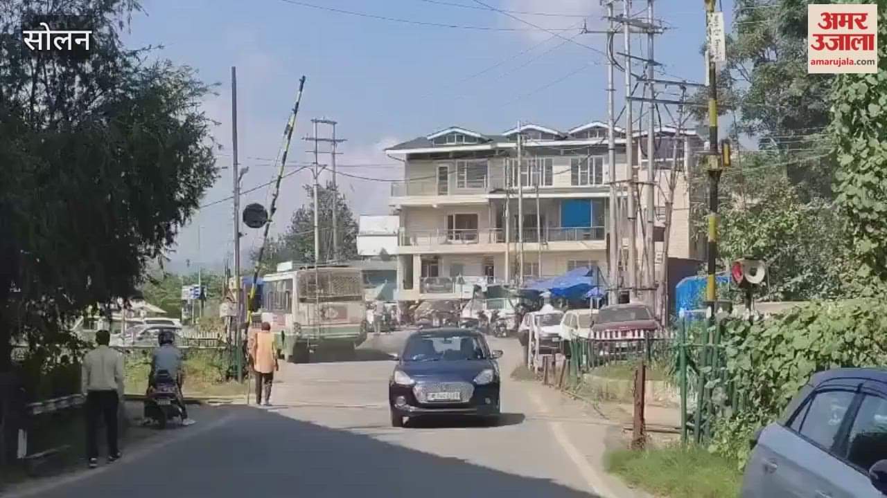 People got angry over the proposal to close the Chambaghat railway gate in Solan accusing the local administration of misleading them