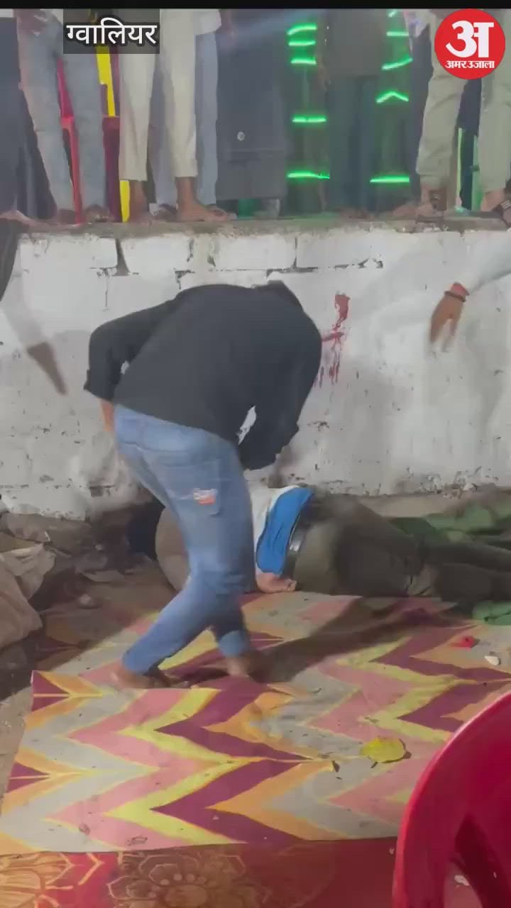Gwalior News: After a dispute over a car, a young man was shot dead at a Devi Jagran.