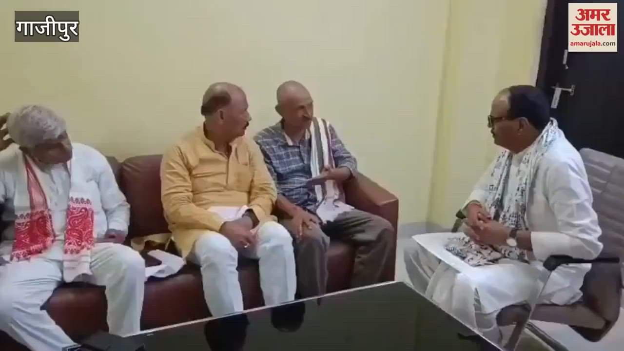 Deputy CM Brajesh Pathak meets family of deceased worker in ghazipur