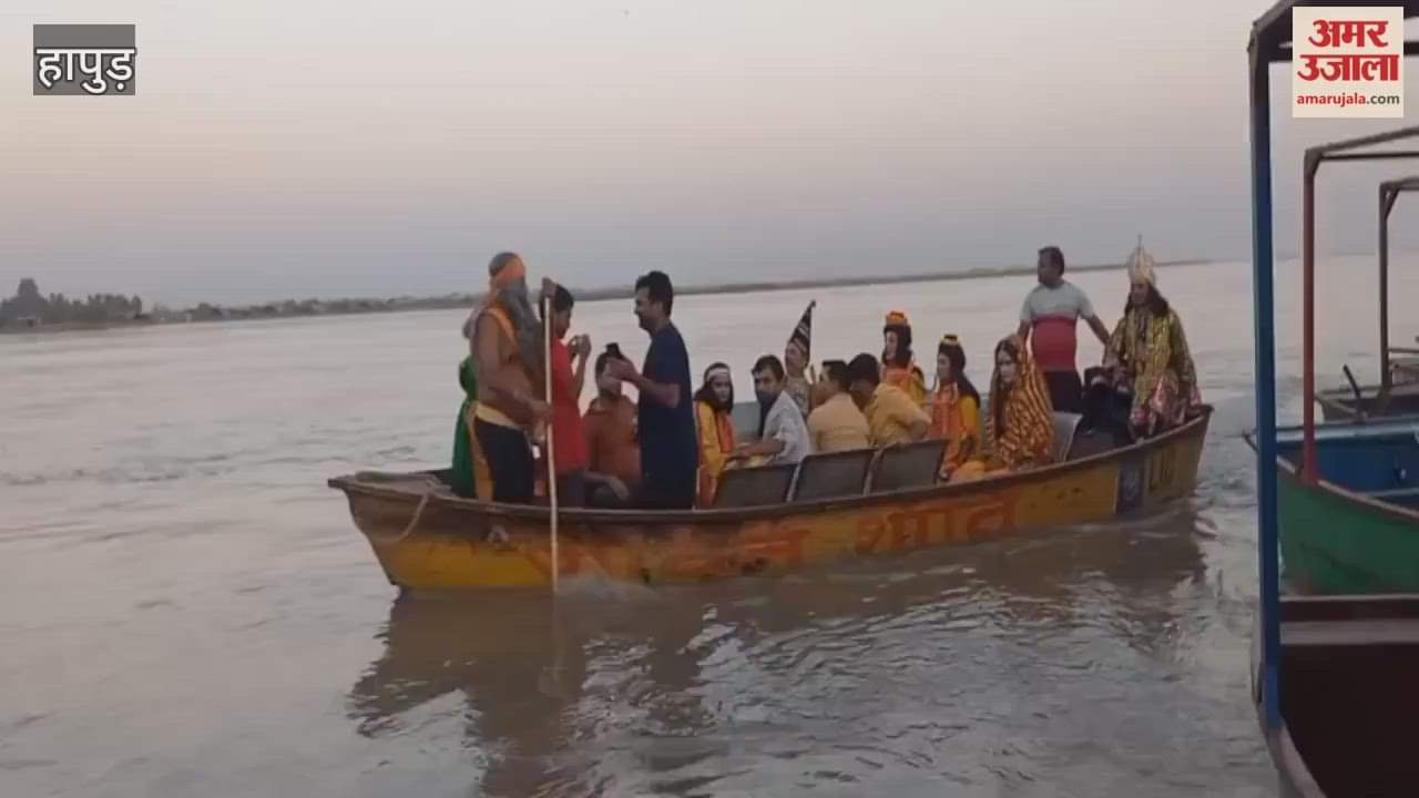 Bharata met Shri Ram and requested him to return to Ayodhya.