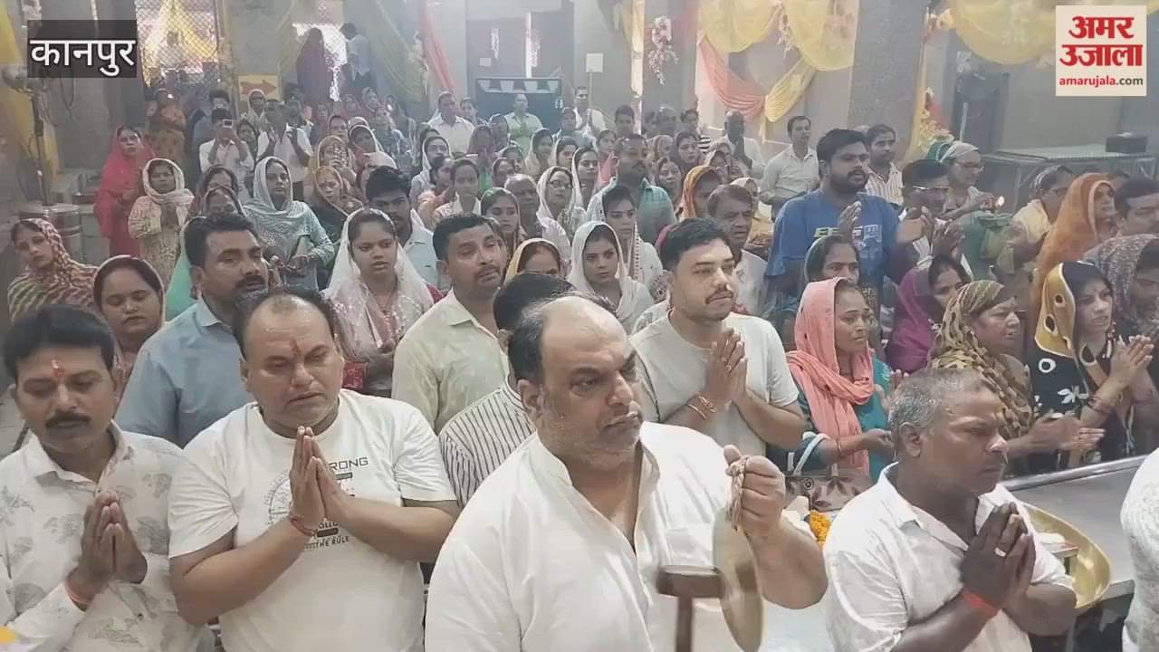 Crowds of devotees thronged the Devi temples, raising cheers
