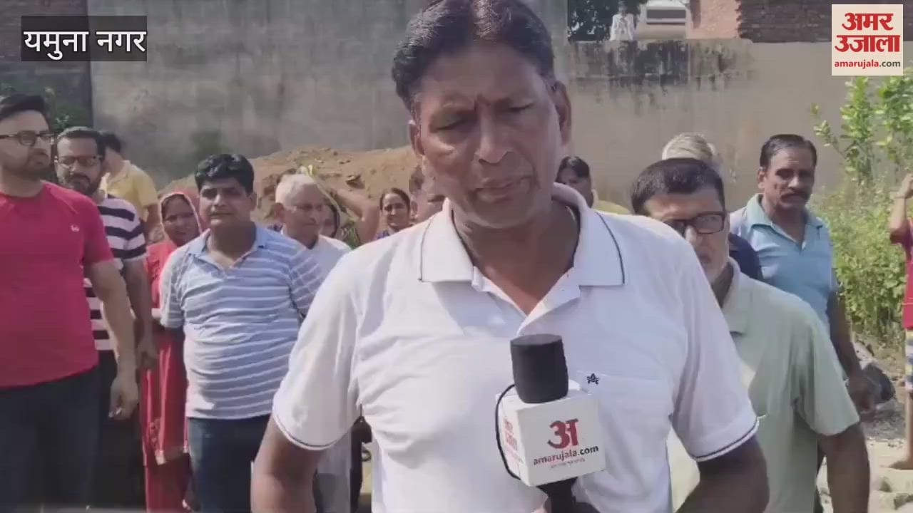 Protest against installation of mobile tower in Yamunanagar