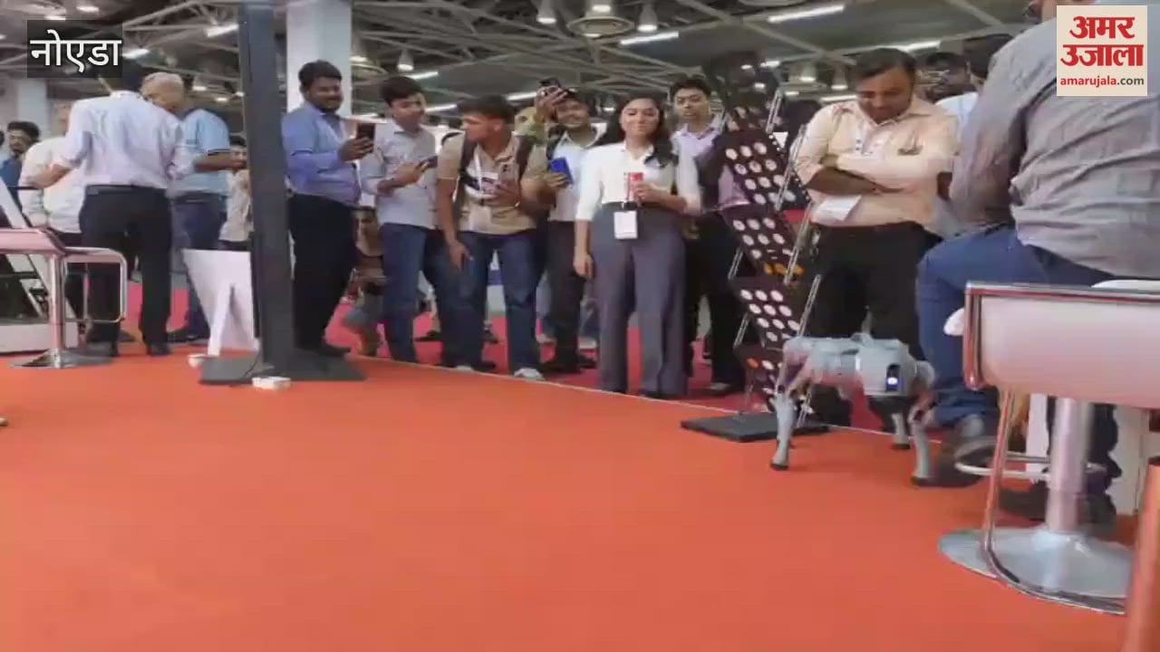 Robot dog of youth from Gorakhpur became the attraction in UP International Trade Show