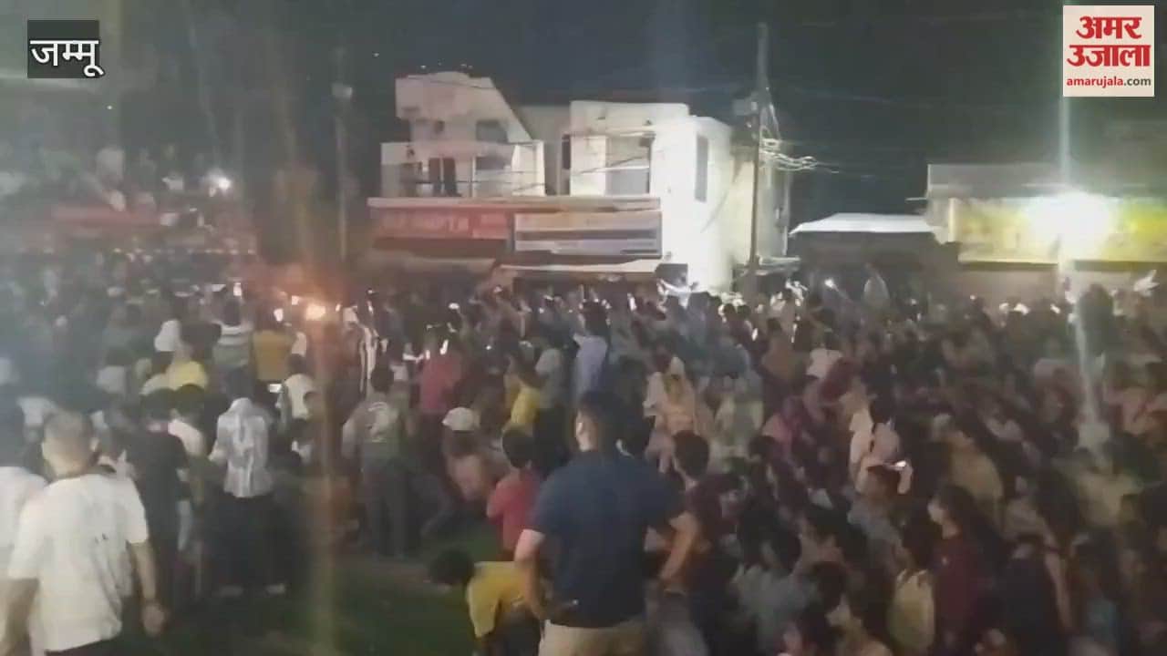 The audience was thrilled to see the scene of Tadka's killing in Chinani Ramlila.