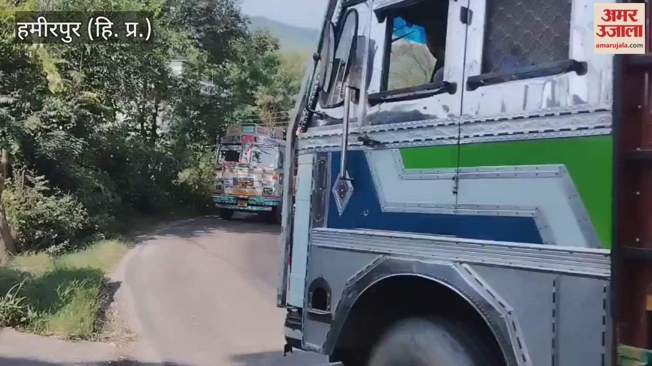 Hamirpur Truck breaks down in Didvin