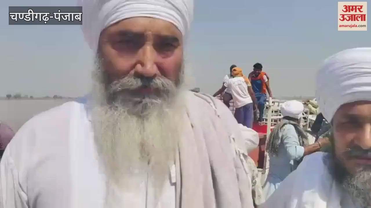 Kar Seva Khadur Sahib gave two boats to people of Kalu village of Firozpur