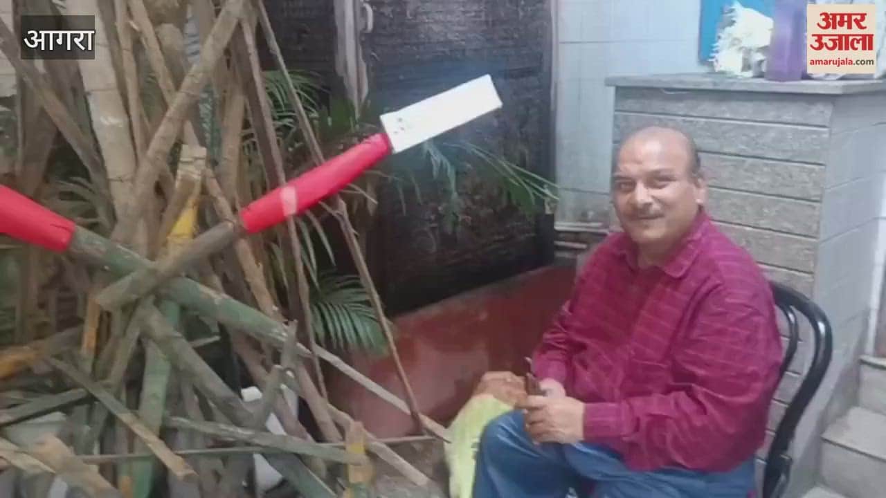 doctor in Agra has been making effigies of Ravana for 25 years