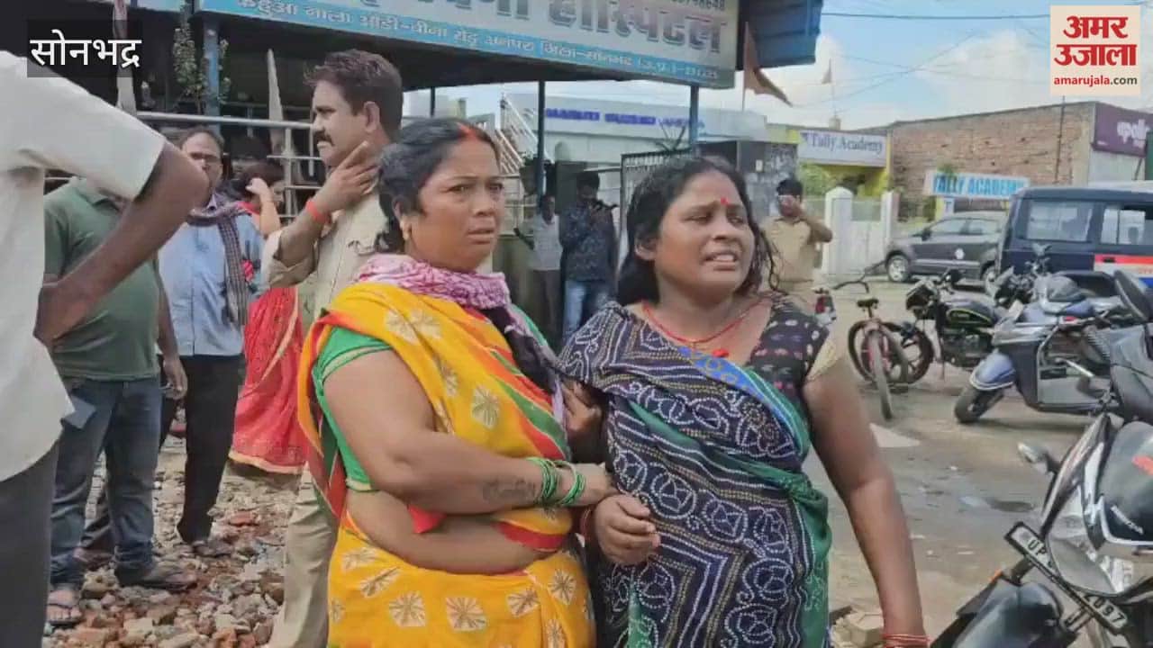 Teenager body found hanging from tree with saree