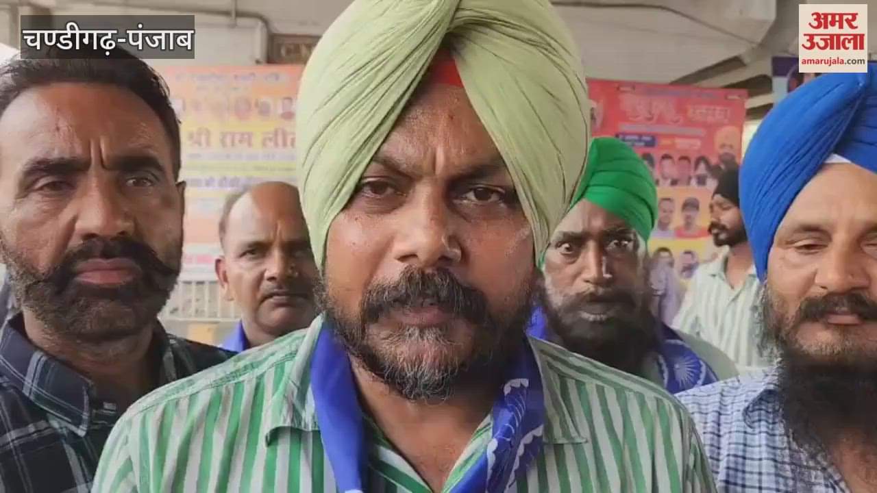 People protest in Khanna over non-installation of Ambedkar's statue