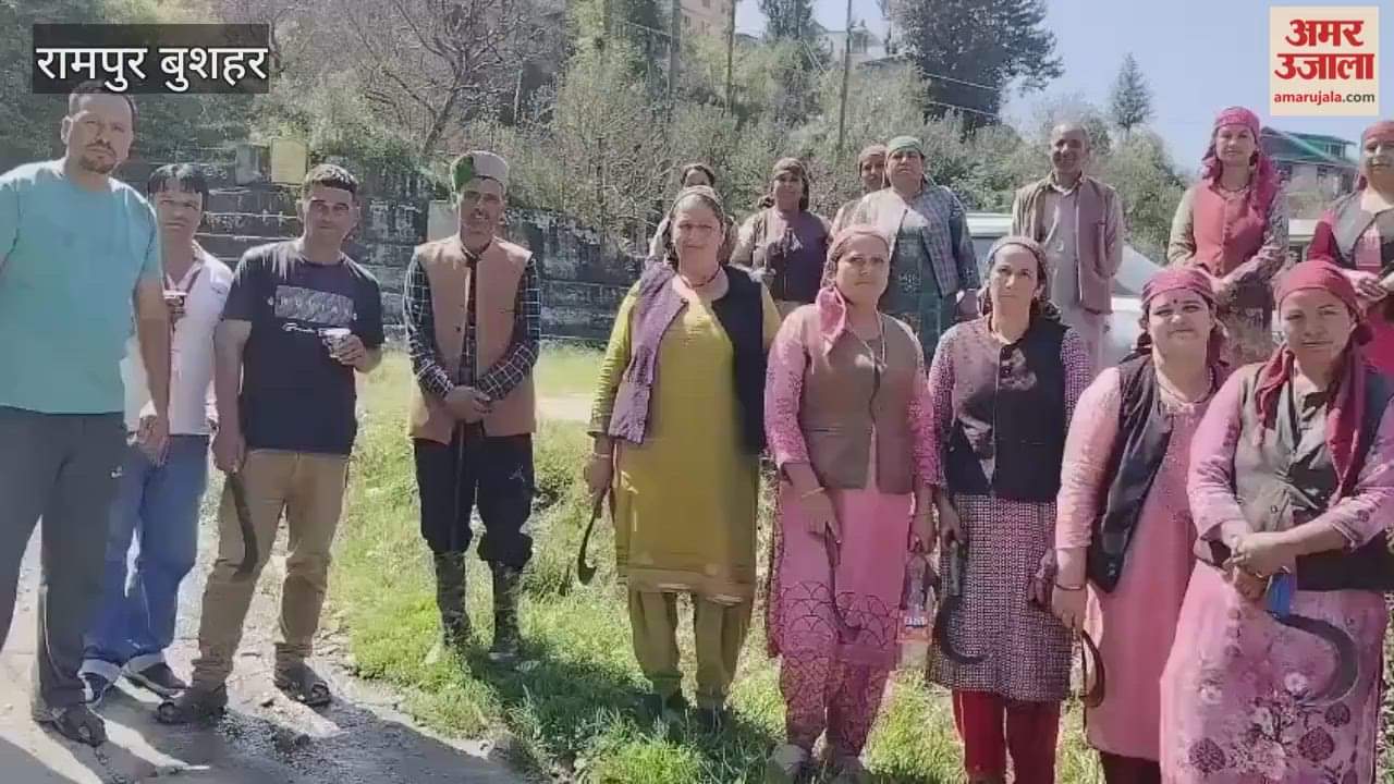 Rampur Bushahr Women launched a cleanliness drive in Gopalpur Panchayat