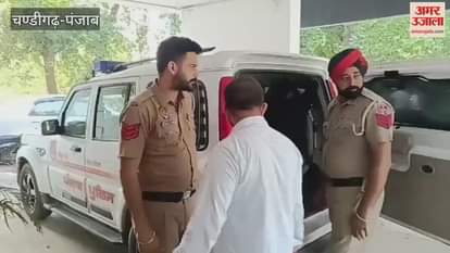 Two smugglers in a car arrested with 470 grams of heroin in Moga