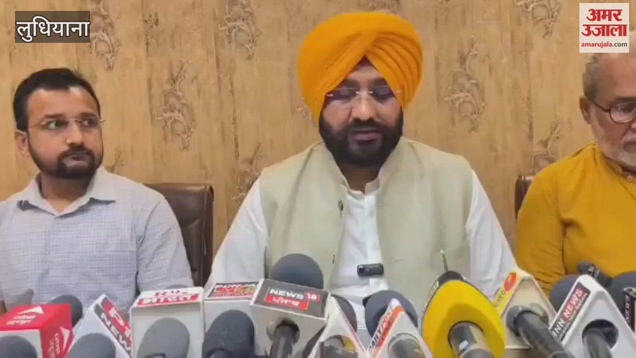 Minister Tarun Preet Singh Saund's press conference regarding the streetlight outage in Khanna