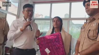 11th class student becomes SHO at bewar in mainpuri