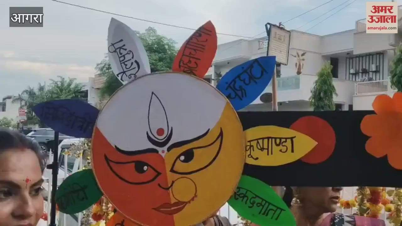 Organizing Navratri festival program