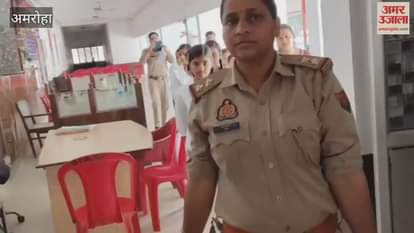 Students from the Kasturba Gandhi Residential School for Girls visited the police station