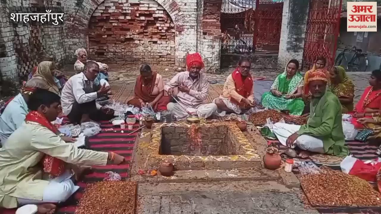 Kanya Pujan was performed by performing Havan on Navami in Shahjahanpur