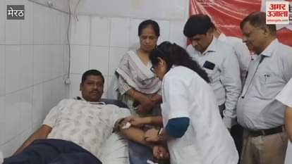 Meerut: Blood donation done in the district hospital