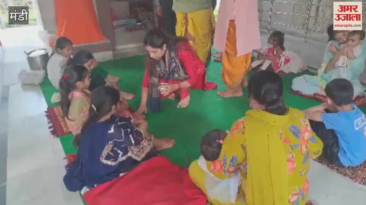 Mandi Police performed Kanya Pujan on Mahanavami, distributed Prasad through Bhandara
