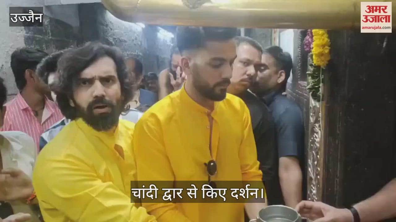 YouTuber and Bigg Boss winner Elvish Yadav visited Baba Mahakal and made this wish.