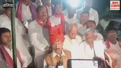 Samajwadi Party MP met teacher Devendra family in Ballia