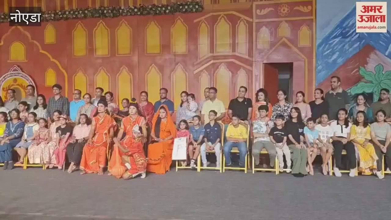 Winners of Funtastic Evening at Ramlila in Sector 62 met main characters of Ramlila