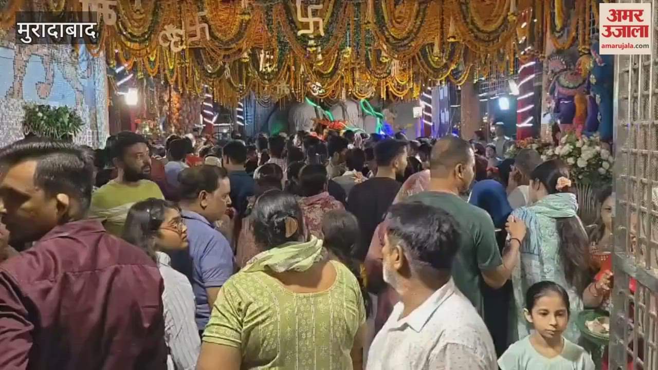 large crowd of devotees gathered at the Lalbaug Kali Temple during Navratri